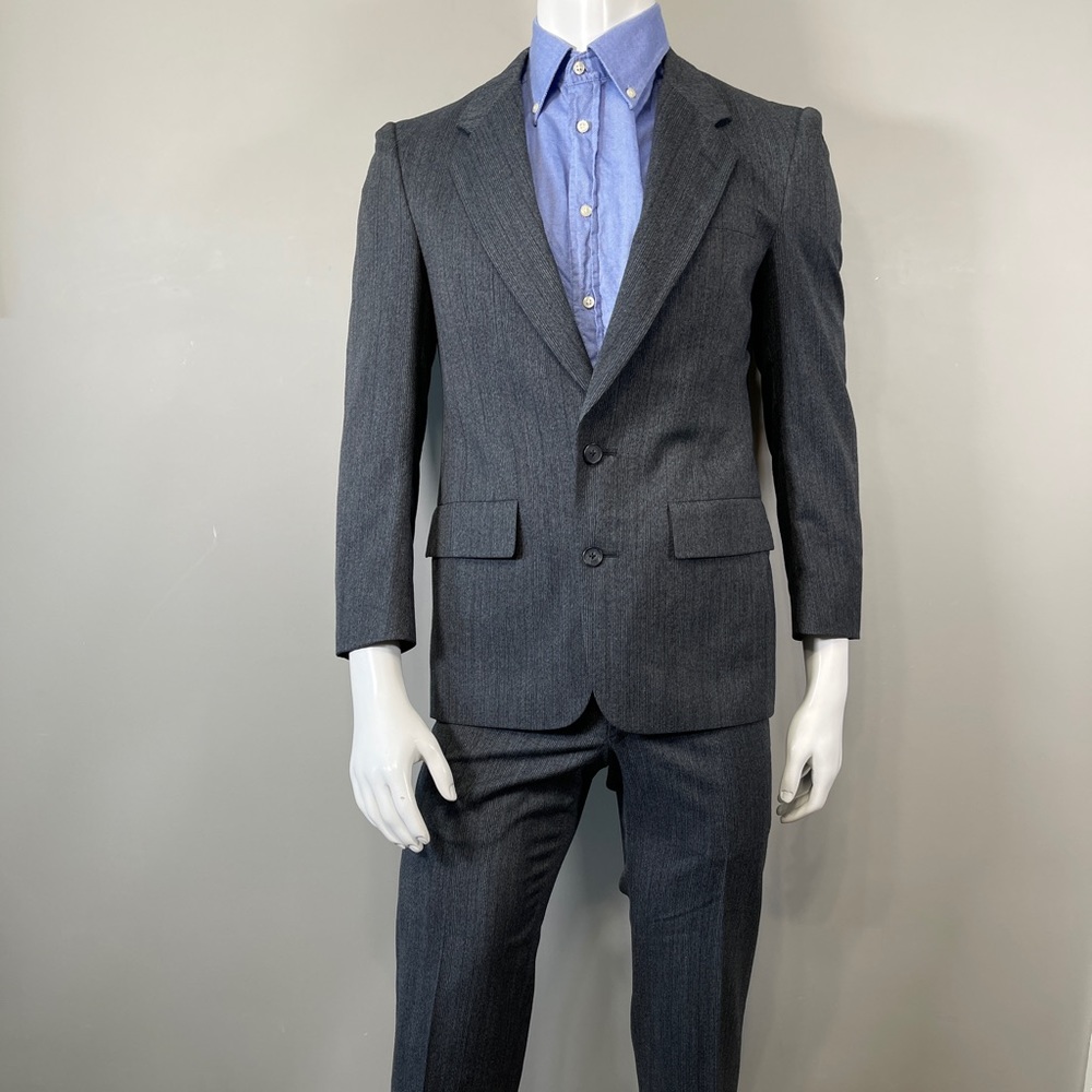 Christian Dior Mens vintage suit size 40R gray
